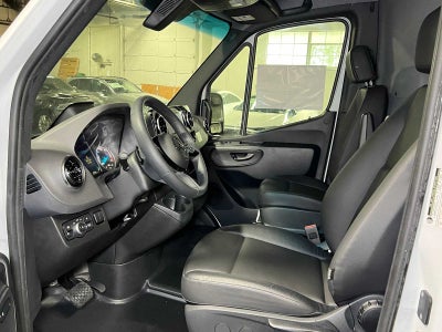 2025 Mercedes-Benz Sprinter Cargo 2500 High Roof HO 170 RWD
