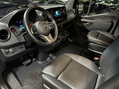 2022 Mercedes-Benz Sprinter Passenger Van 2500 Standard Roof V6 144 RWD