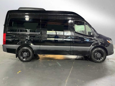 2025 Mercedes-Benz Sprinter Passenger Van 2500 Standard Roof I4 Diesel 144" RWD