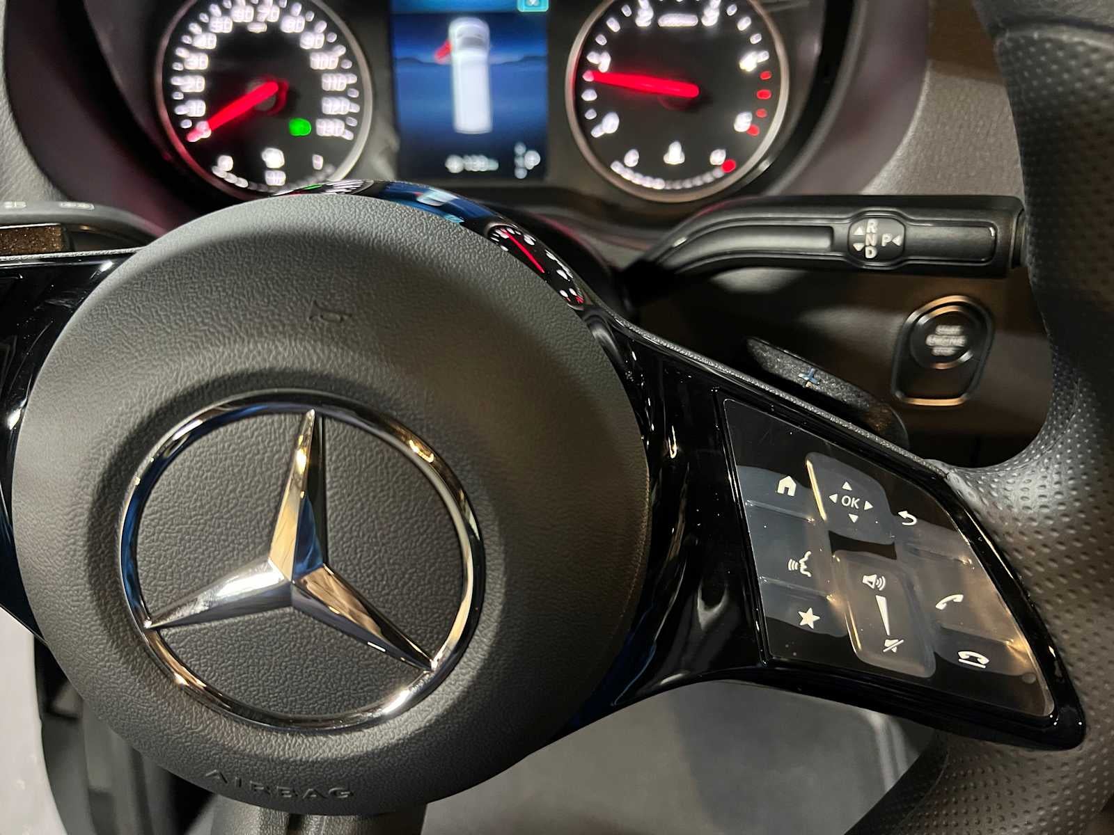 2025 Mercedes-Benz Sprinter Passenger Van 2500 Standard Roof I4 Diesel 144" RWD