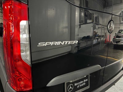 2025 Mercedes-Benz Sprinter Passenger Van 2500 High Roof I4 Diesel 170 RWD