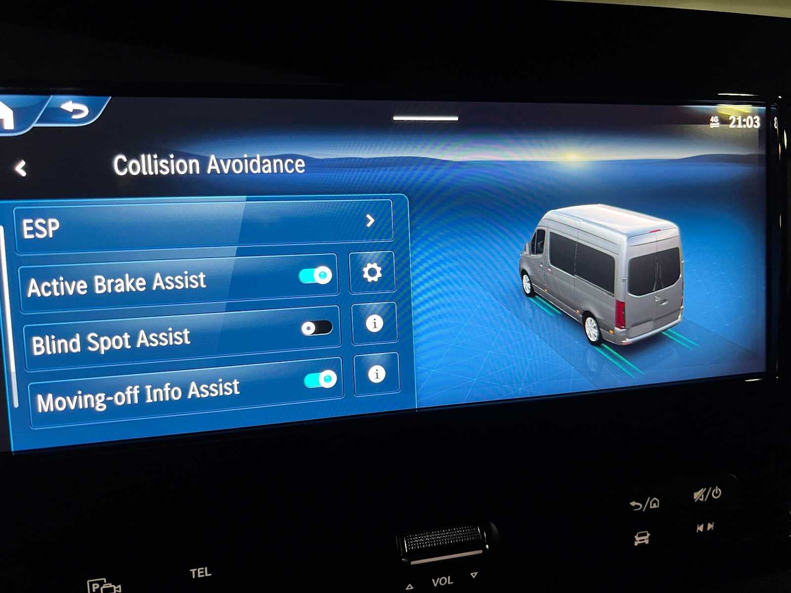 2025 Mercedes-Benz Sprinter Passenger Van 2500 High Roof I4 Diesel 170 RWD