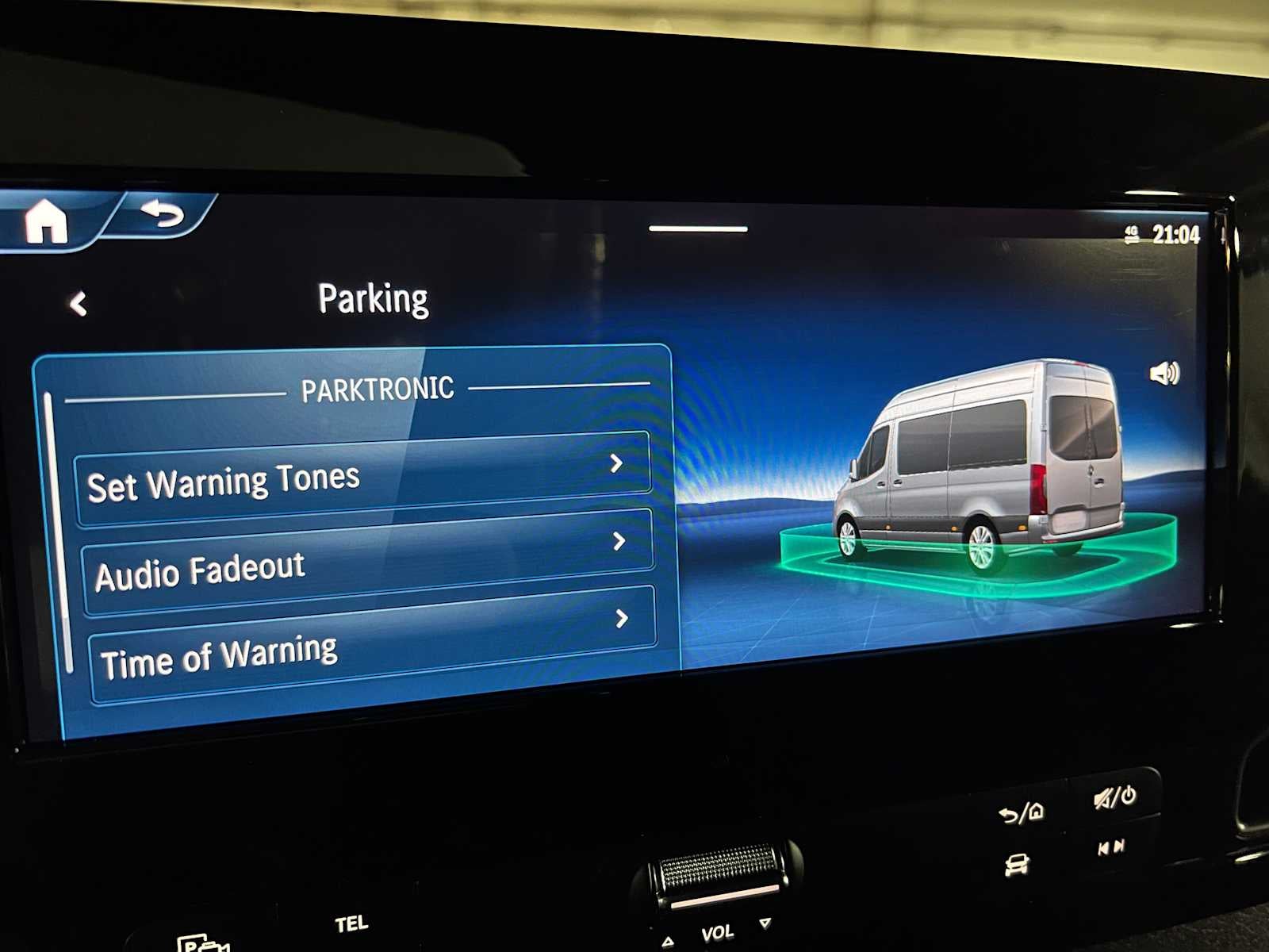 2025 Mercedes-Benz Sprinter Passenger Van 2500 High Roof I4 Diesel 170 RWD