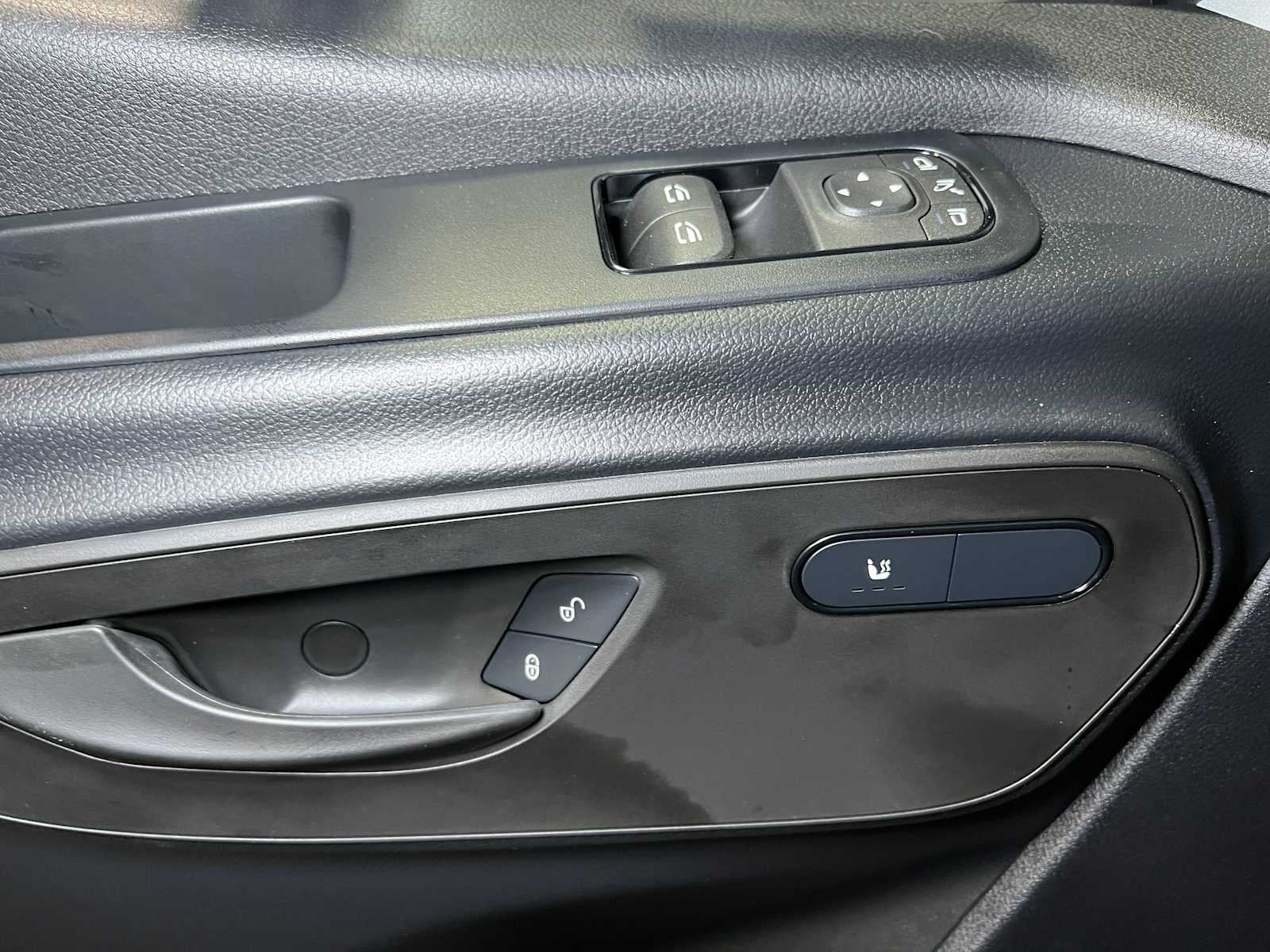 2025 Mercedes-Benz Sprinter Passenger Van 2500 Standard Roof I4 Diesel HO 144" RWD