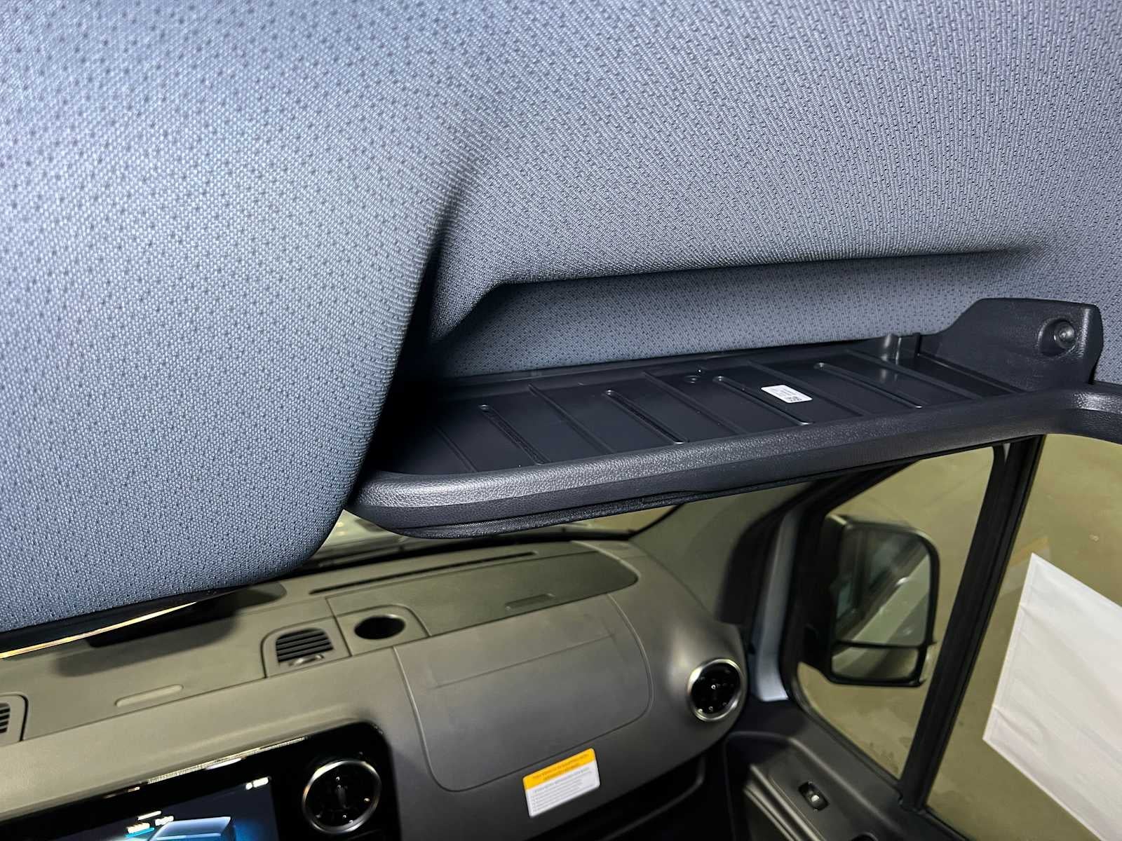 2025 Mercedes-Benz Sprinter Passenger Van 2500 Standard Roof I4 Diesel HO 144" RWD