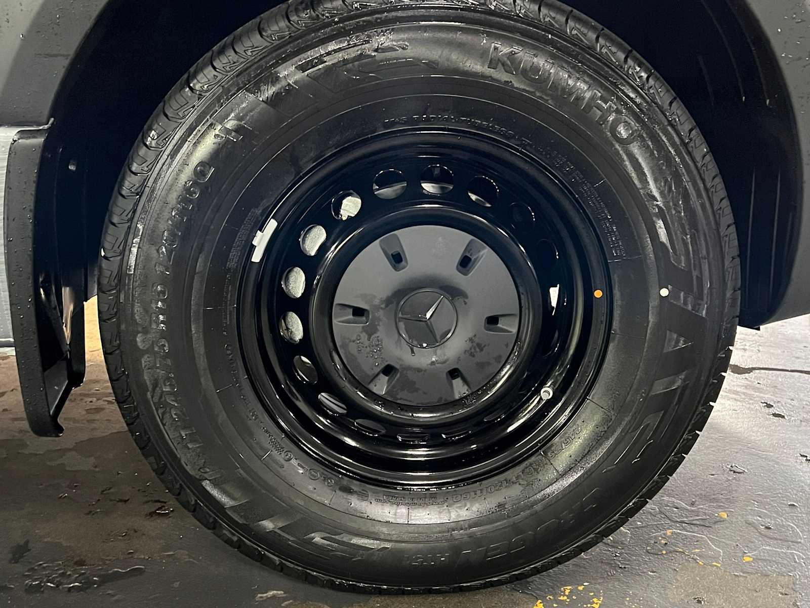 2025 Mercedes-Benz Sprinter Passenger Van 2500 Standard Roof I4 Diesel HO 144" RWD