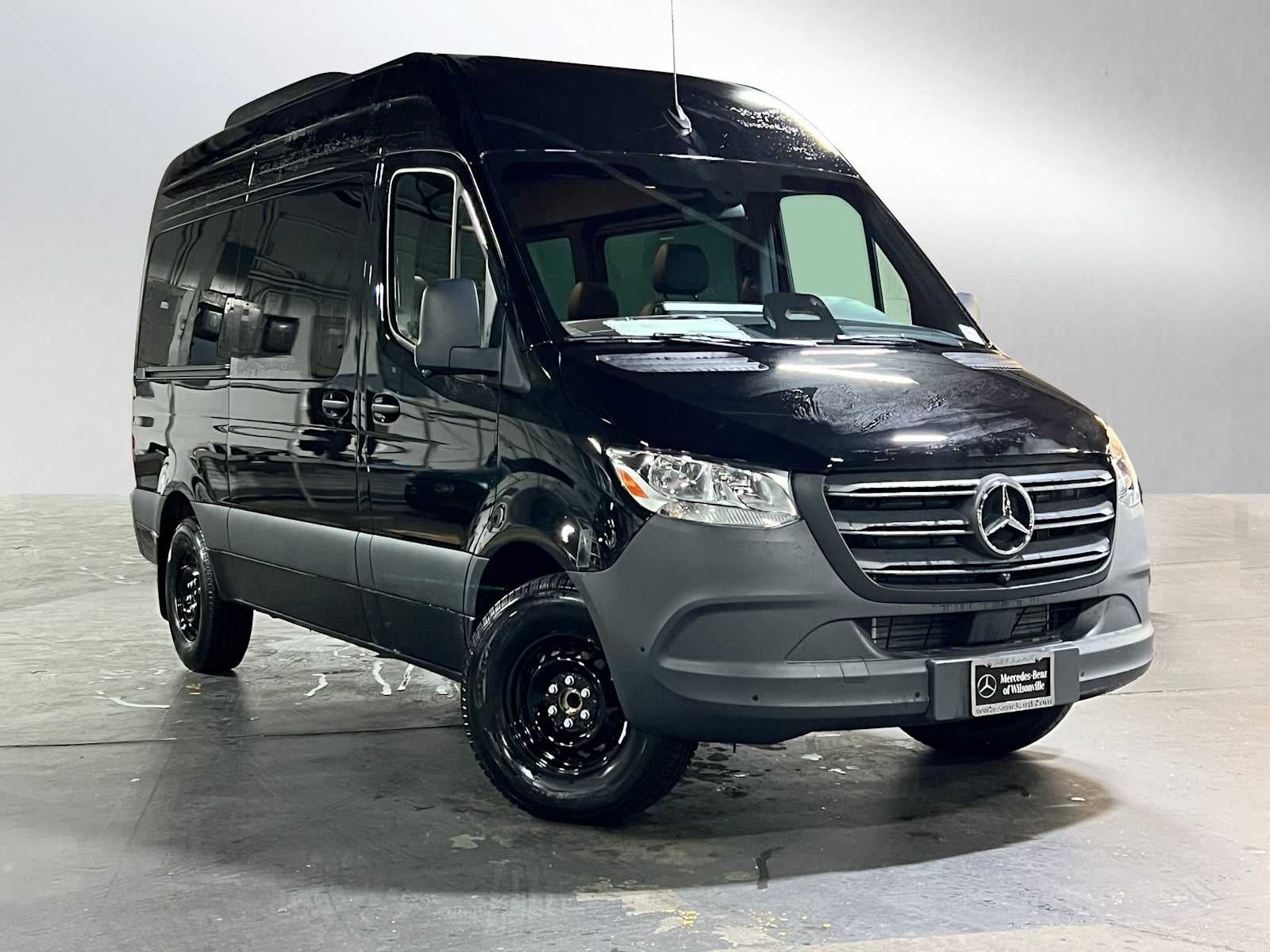 2025 Mercedes-Benz Sprinter Passenger Van 2500 Standard Roof I4 Diesel HO 144" RWD