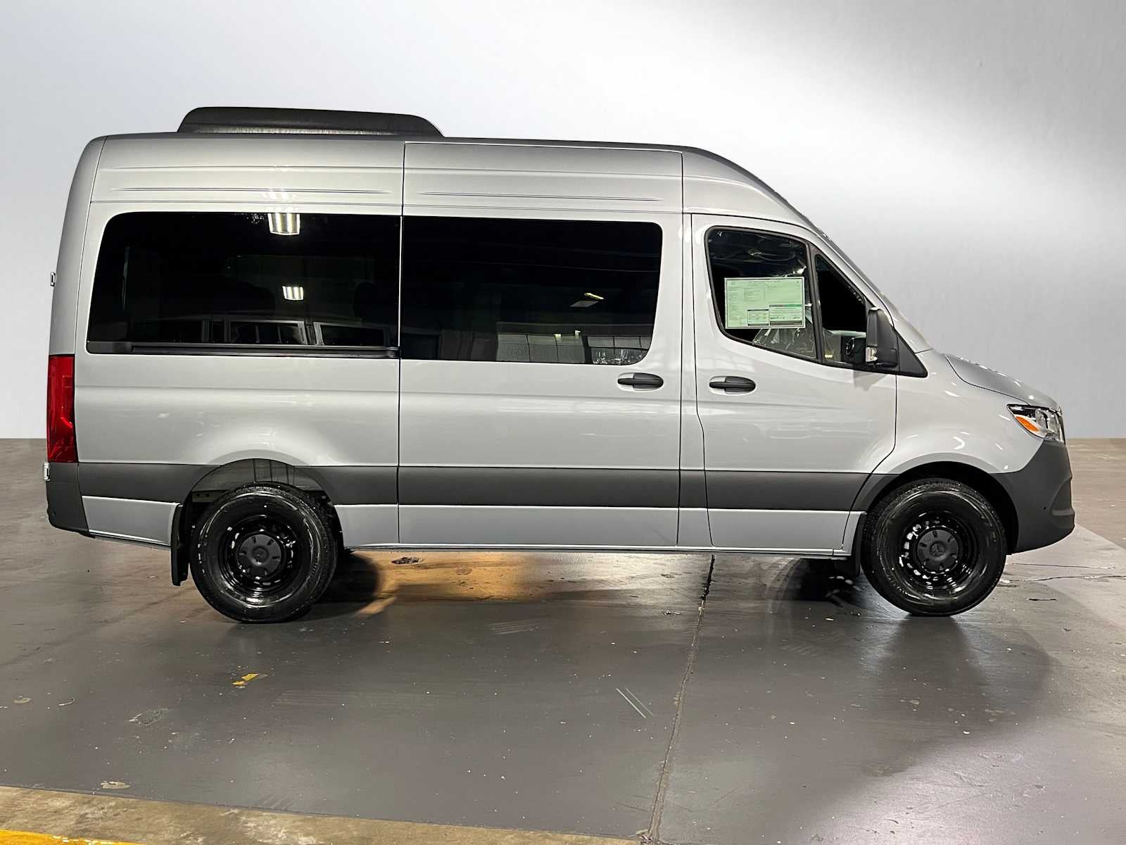 2025 Mercedes-Benz Sprinter Passenger Van 2500 Standard Roof I4 Diesel HO 144" RWD