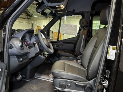 2025 Mercedes-Benz Sprinter Passenger Van 2500 Standard Roof I4 Diesel HO 144" RWD