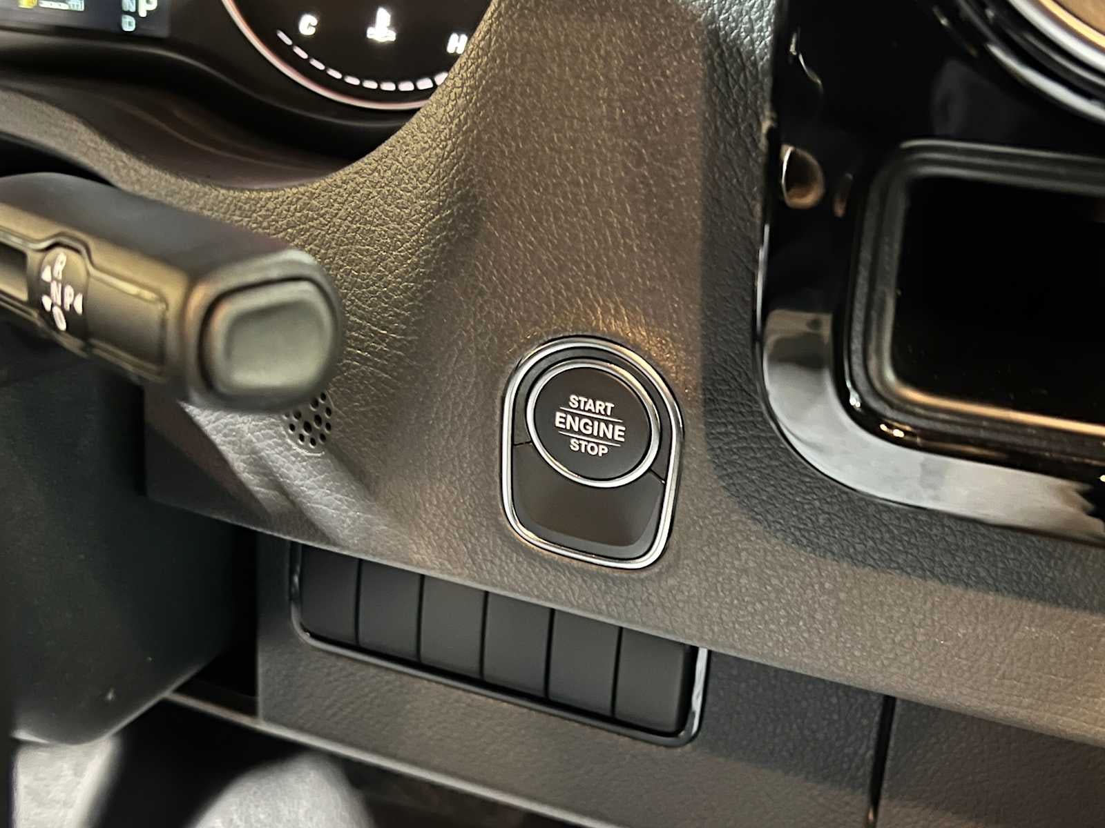 2025 Mercedes-Benz Sprinter Passenger Van 2500 Standard Roof I4 Diesel HO 144" RWD