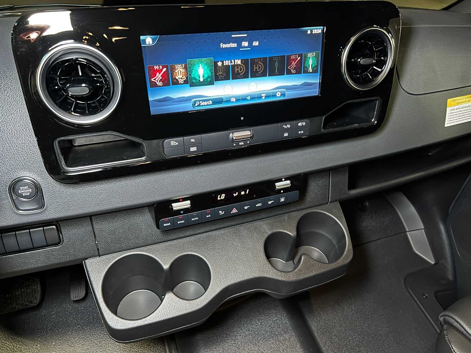 2025 Mercedes-Benz Sprinter Passenger Van 2500 Standard Roof I4 Diesel HO 144" RWD