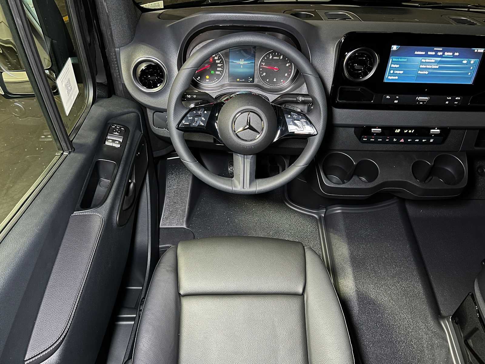 2025 Mercedes-Benz Sprinter Passenger Van 2500 Standard Roof I4 Diesel HO 144" RWD