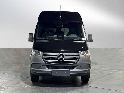 2025 Mercedes-Benz Sprinter Passenger Van 2500 Standard Roof I4 Diesel HO 144" RWD