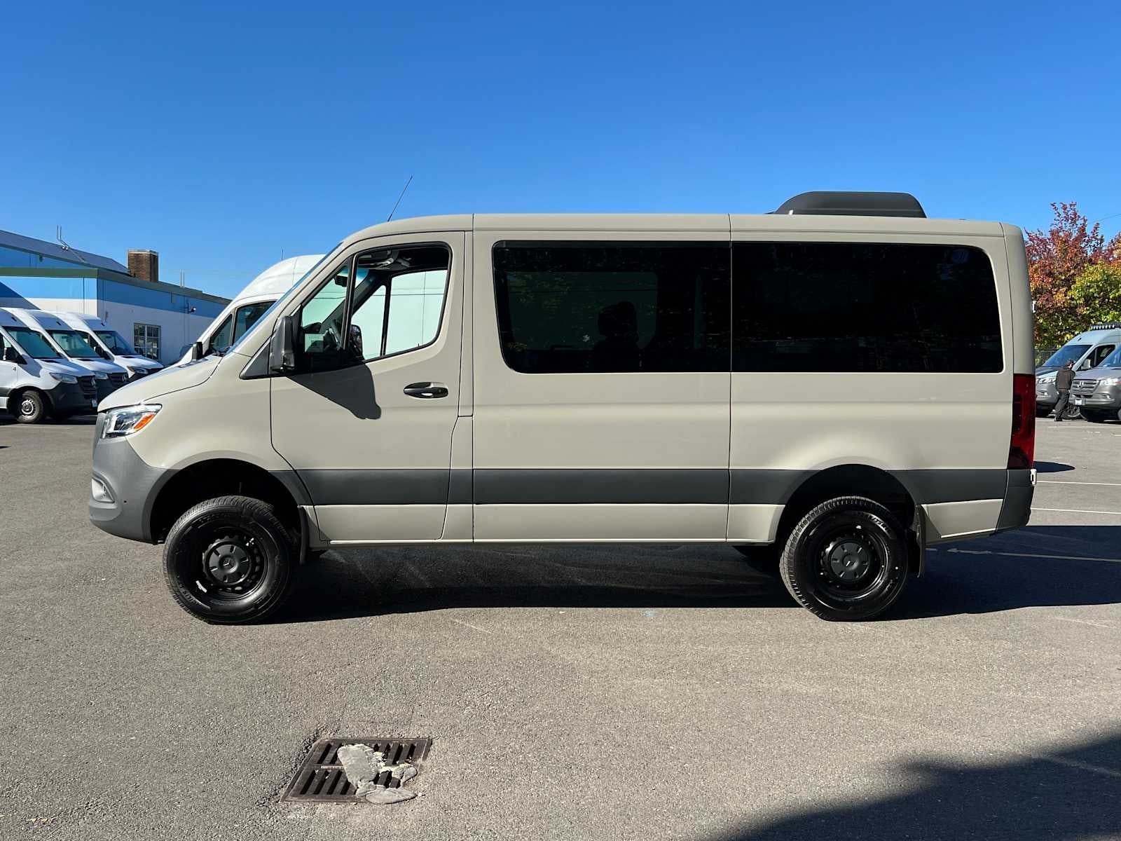 2026 Mercedes-Benz Sprinter Passenger 2500 Standard Roof I4 Diesel HO 144 AWD
