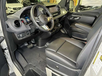 2026 Mercedes-Benz Sprinter Passenger Van 2500 Standard Roof I4 Diesel HO 144 AWD