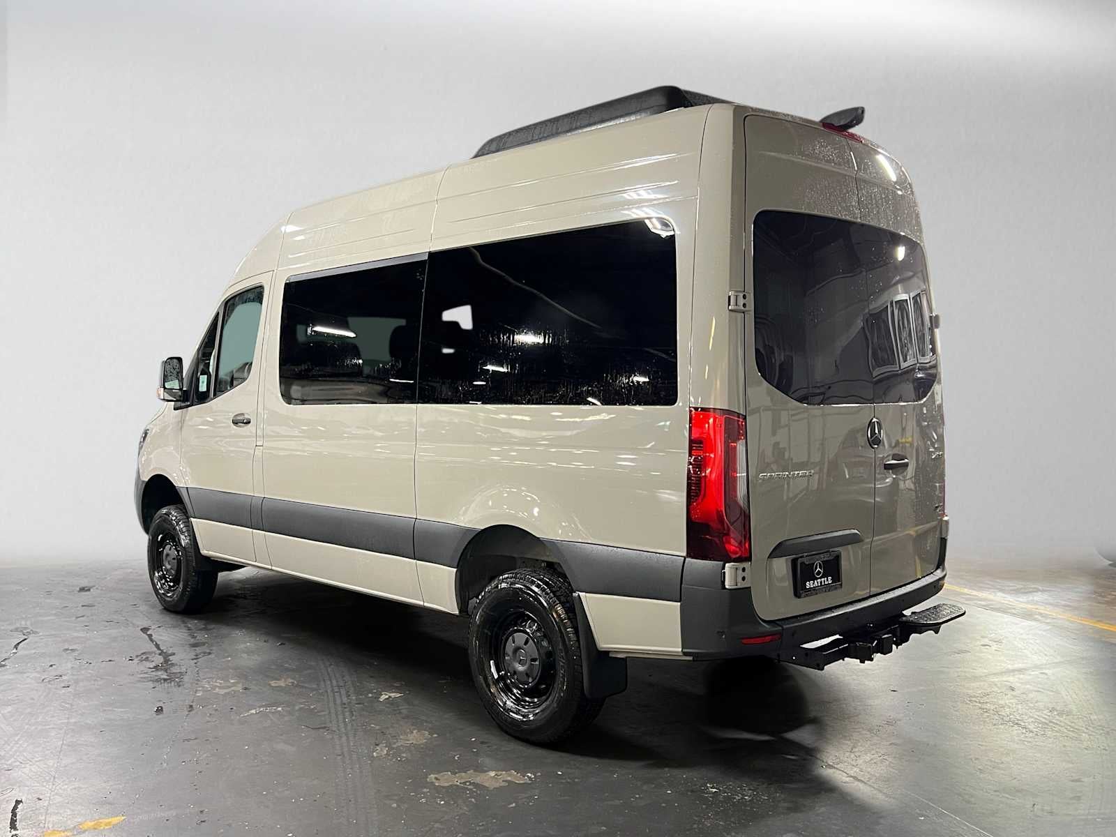 2026 Mercedes-Benz Sprinter Passenger Van 2500 Standard Roof I4 Diesel HO 144 AWD