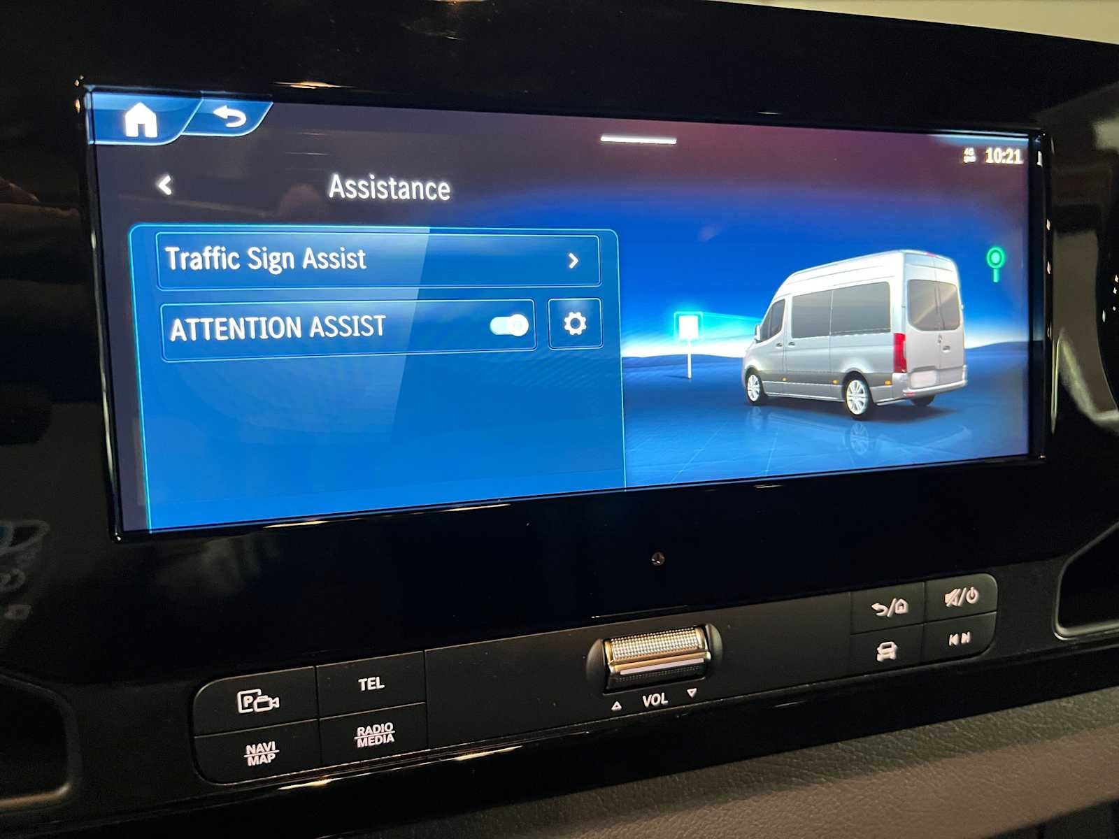 2026 Mercedes-Benz Sprinter Passenger 2500 Standard Roof I4 Diesel HO 144 AWD