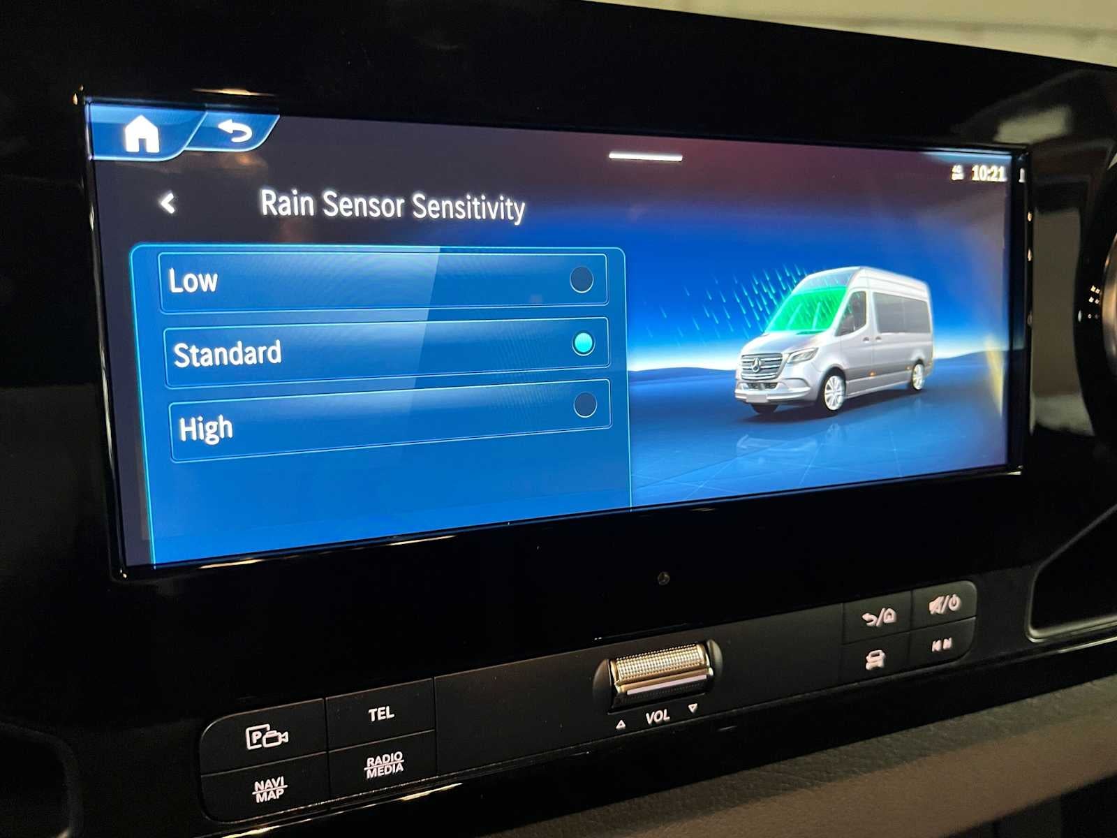 2026 Mercedes-Benz Sprinter Passenger 2500 Standard Roof I4 Diesel HO 144 AWD