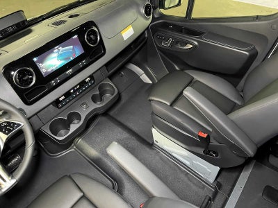 2026 Mercedes-Benz Sprinter Passenger 2500 Standard Roof I4 Diesel HO 144 AWD