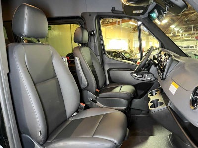 2026 Mercedes-Benz Sprinter Passenger Van 2500 Standard Roof I4 Diesel HO 144 AWD