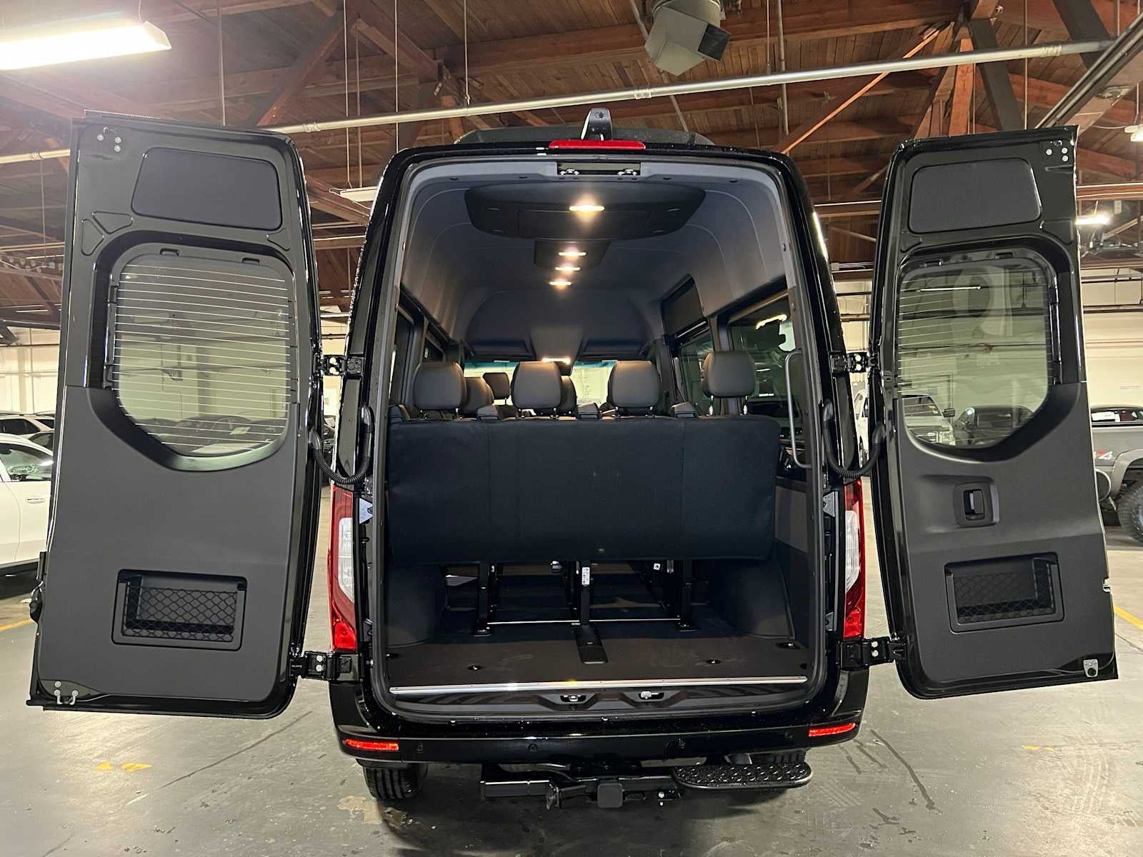 2026 Mercedes-Benz Sprinter Passenger Van 2500 Standard Roof I4 Diesel HO 144 AWD