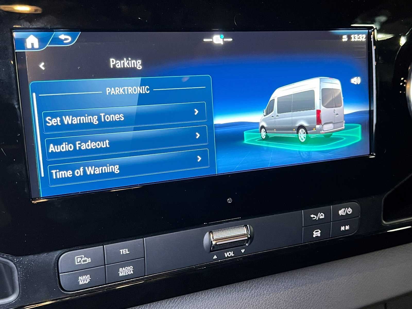 2026 Mercedes-Benz Sprinter Passenger Van 2500 Standard Roof I4 Diesel HO 144 AWD