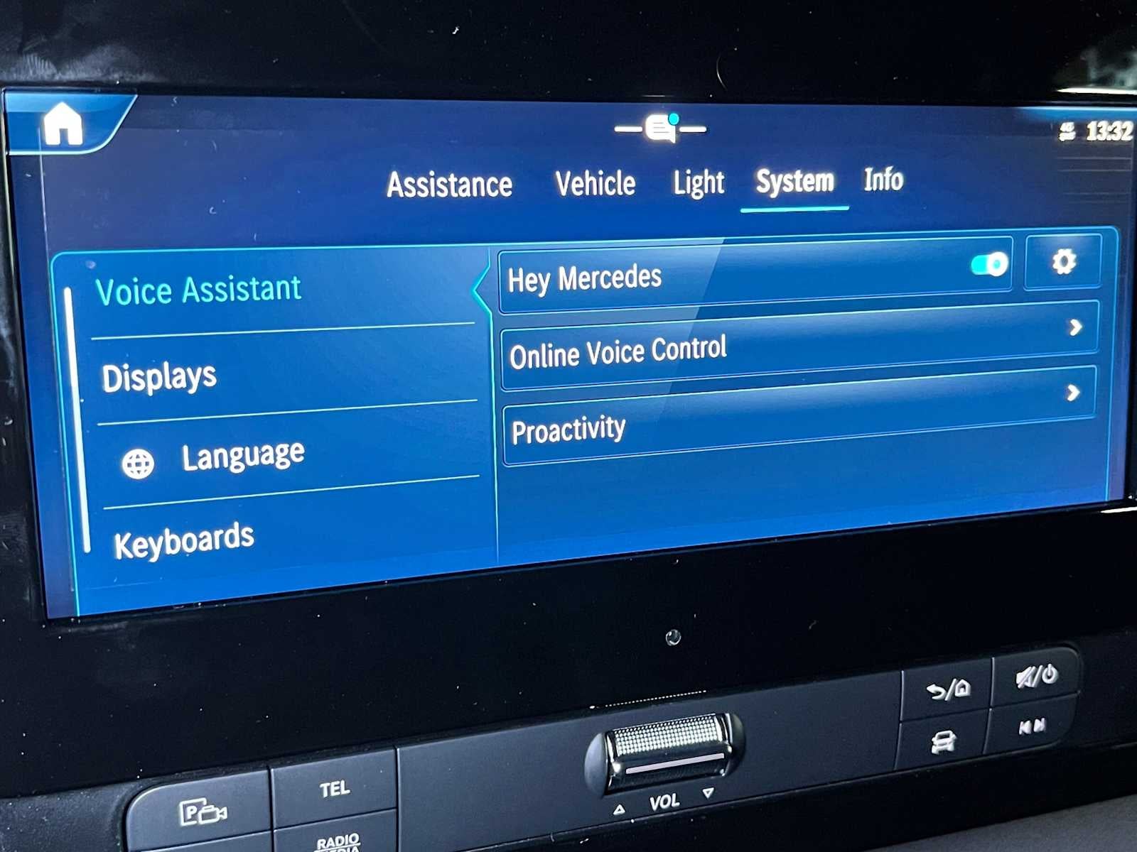 2026 Mercedes-Benz Sprinter Passenger Van 2500 Standard Roof I4 Diesel HO 144 AWD