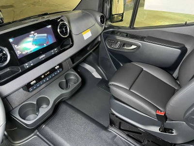 2026 Mercedes-Benz Sprinter Passenger Van 2500 Standard Roof I4 Diesel HO 144 AWD