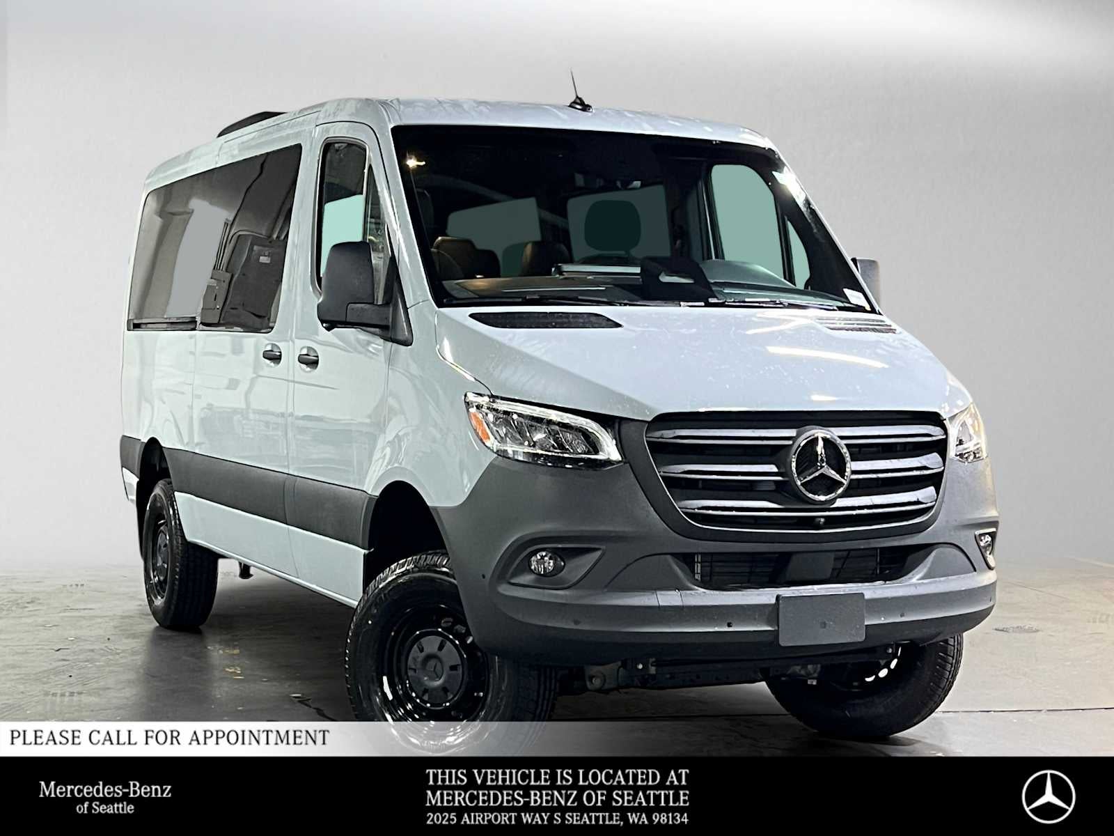 2026 Mercedes-Benz Sprinter Passenger 2500 Standard Roof I4 Diesel HO 144 AWD