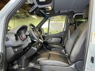 2026 Mercedes-Benz Sprinter Passenger 2500 Standard Roof I4 Diesel HO 144 AWD
