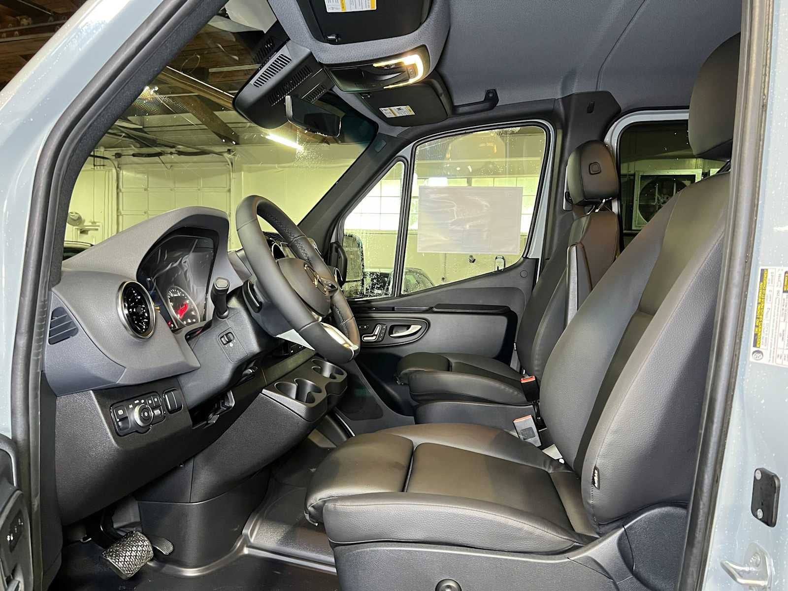 2026 Mercedes-Benz Sprinter Passenger 2500 Standard Roof I4 Diesel HO 144 AWD