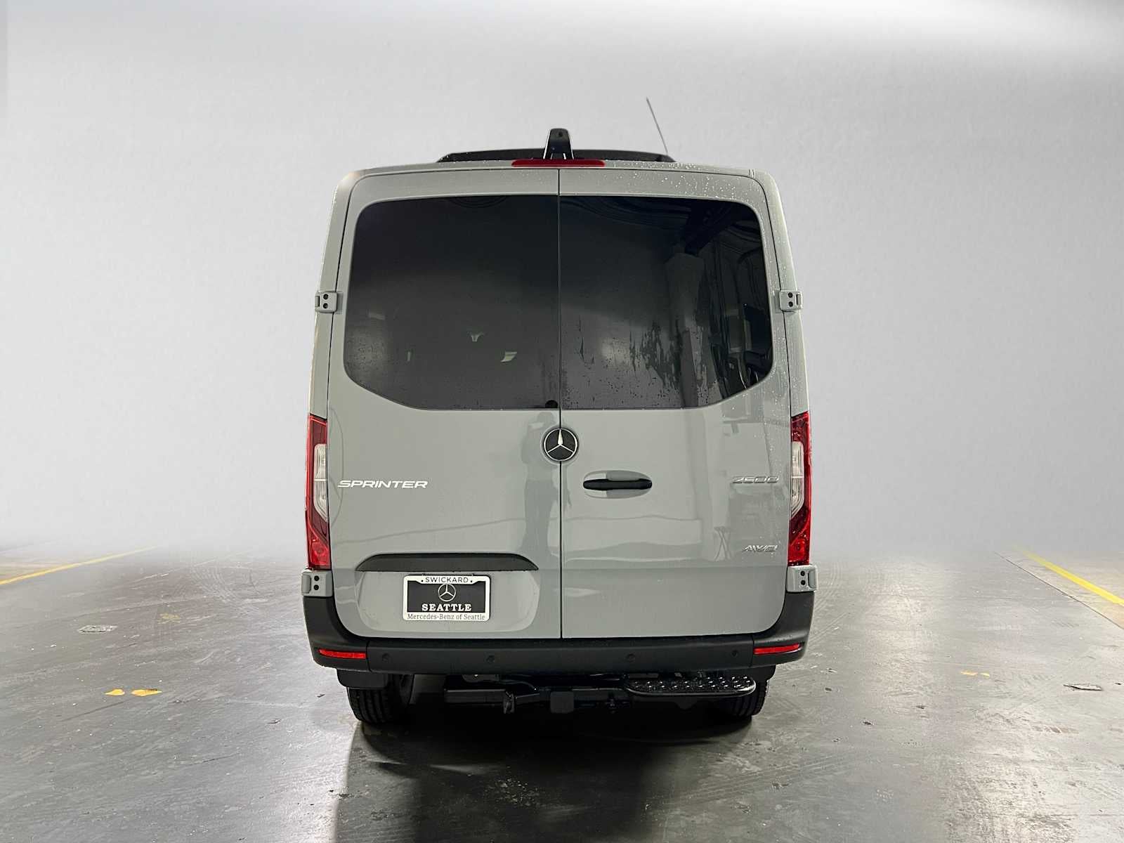 2026 Mercedes-Benz Sprinter Passenger 2500 Standard Roof I4 Diesel HO 144 AWD