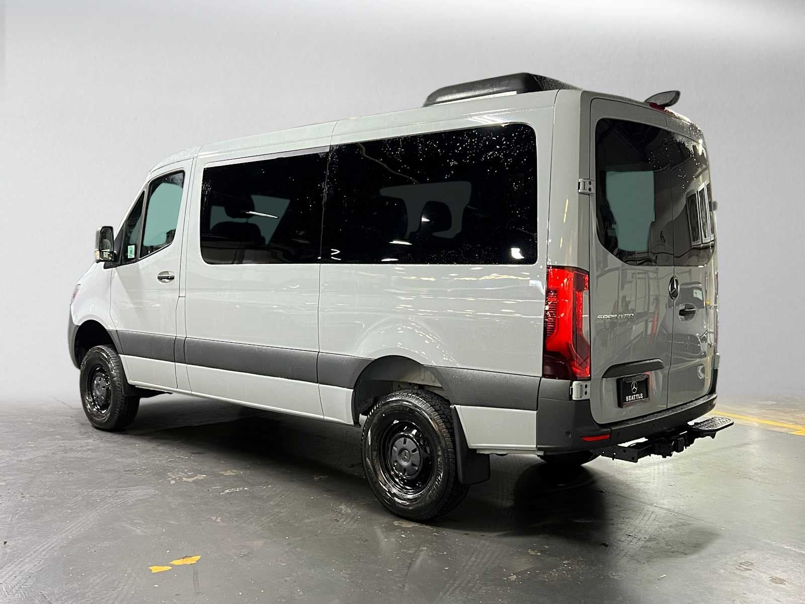 2026 Mercedes-Benz Sprinter Passenger 2500 Standard Roof I4 Diesel HO 144 AWD