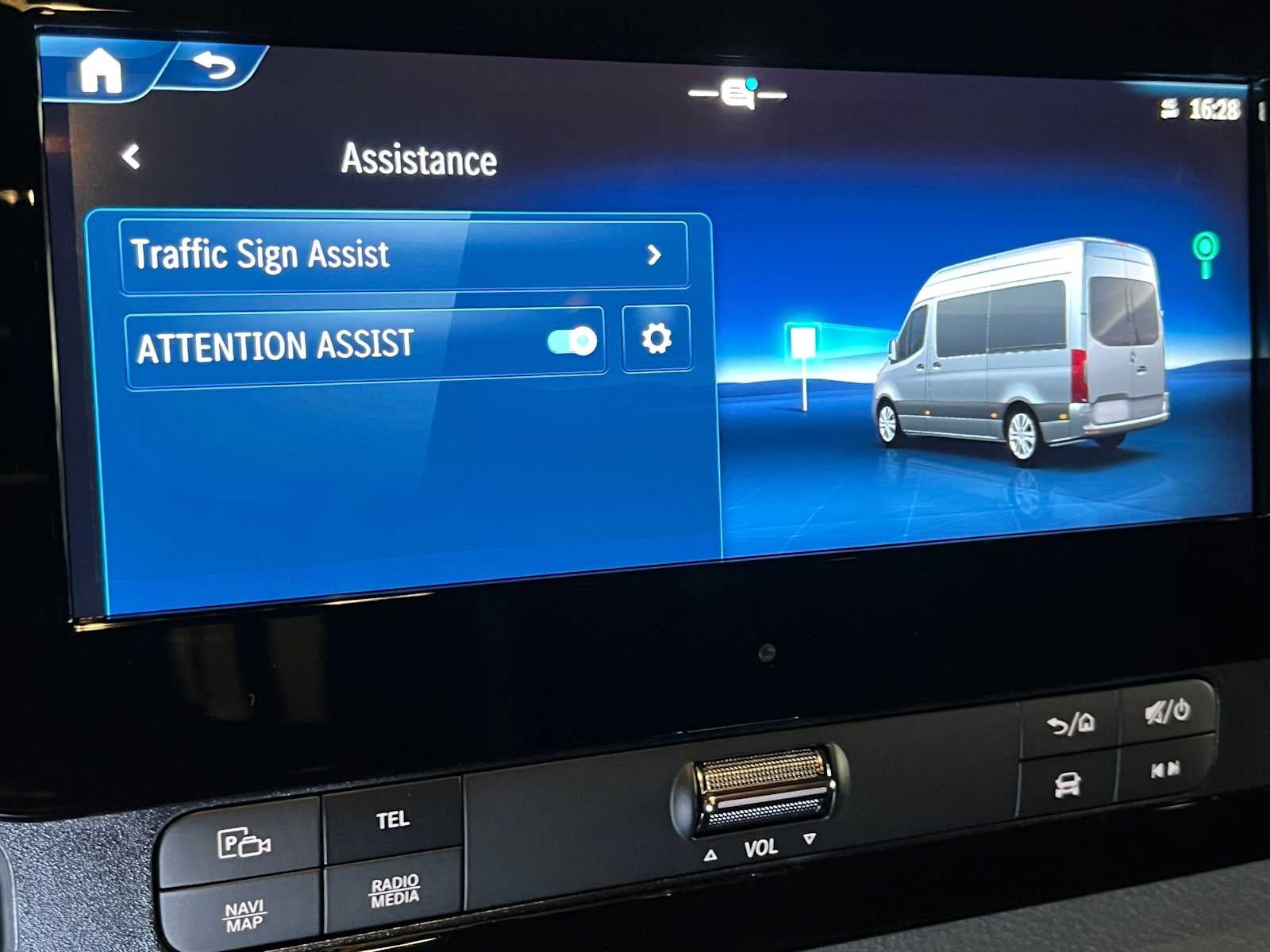 2026 Mercedes-Benz Sprinter Passenger 2500 Standard Roof I4 Diesel HO 144 AWD