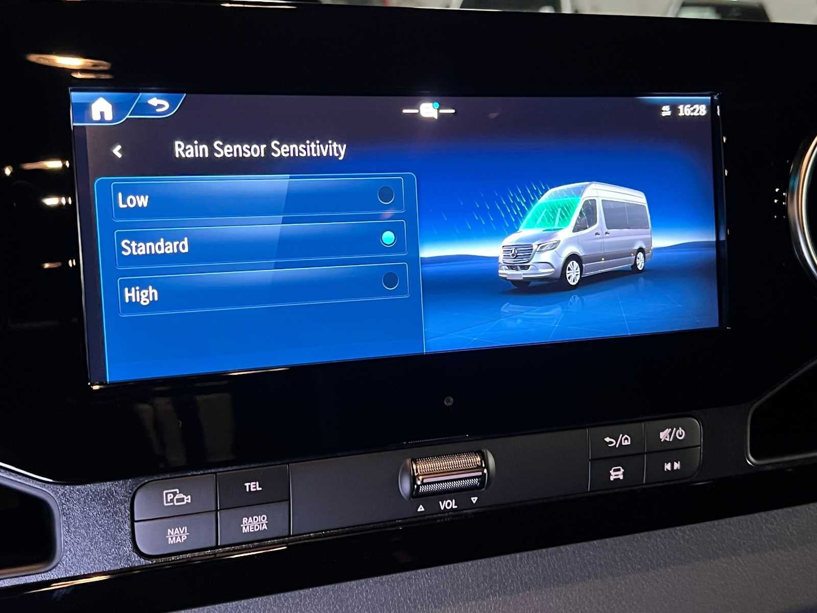 2026 Mercedes-Benz Sprinter Passenger 2500 Standard Roof I4 Diesel HO 144 AWD