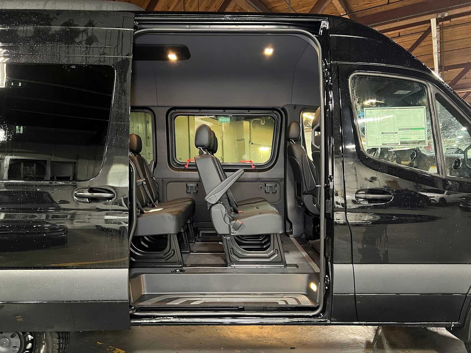 2026 Mercedes-Benz Sprinter Passenger 2500 Standard Roof I4 Diesel HO 144 AWD