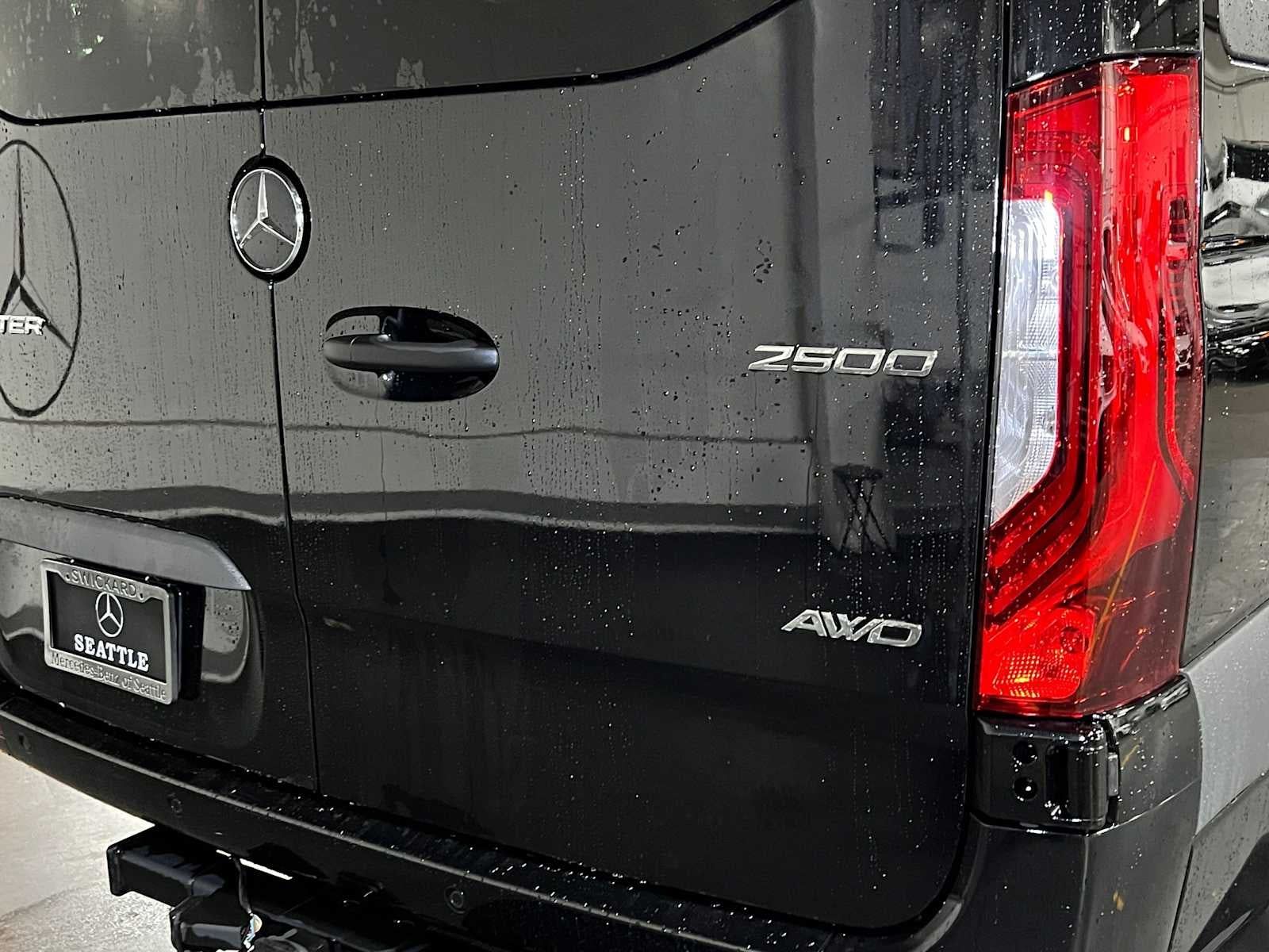 2026 Mercedes-Benz Sprinter Passenger 2500 Standard Roof I4 Diesel HO 144 AWD