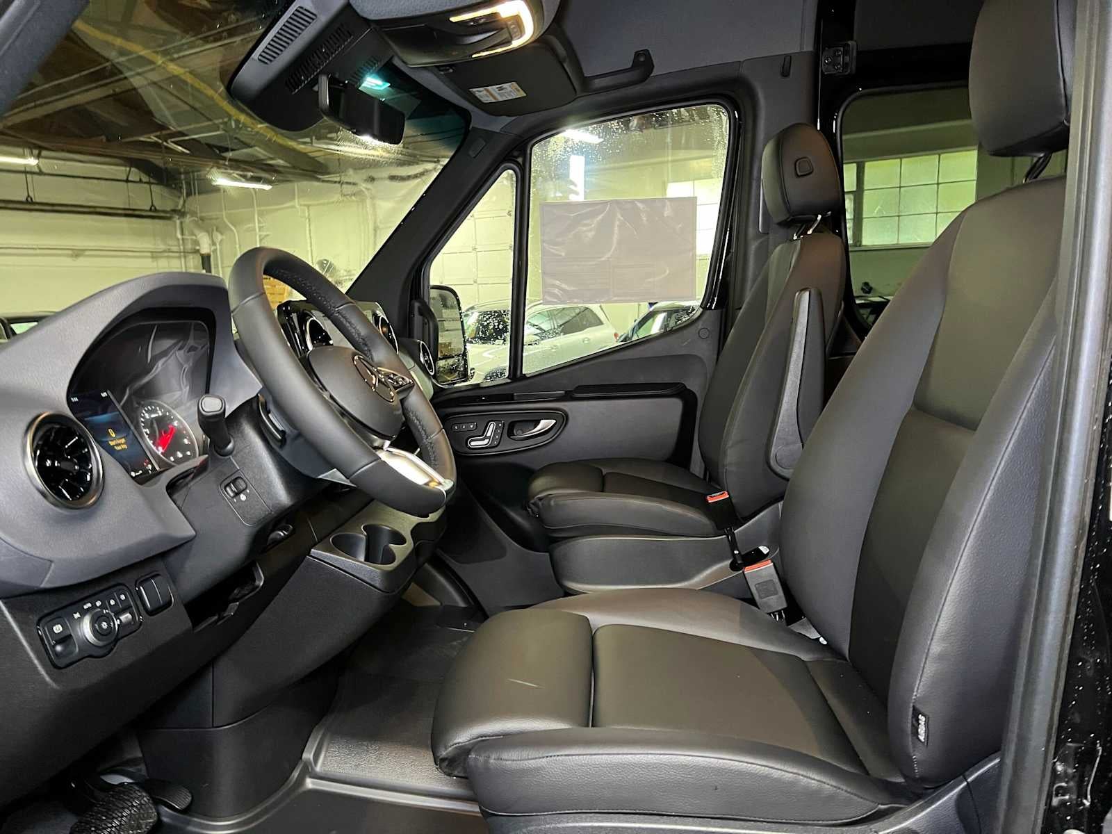 2026 Mercedes-Benz Sprinter Passenger 2500 Standard Roof I4 Diesel HO 144 AWD
