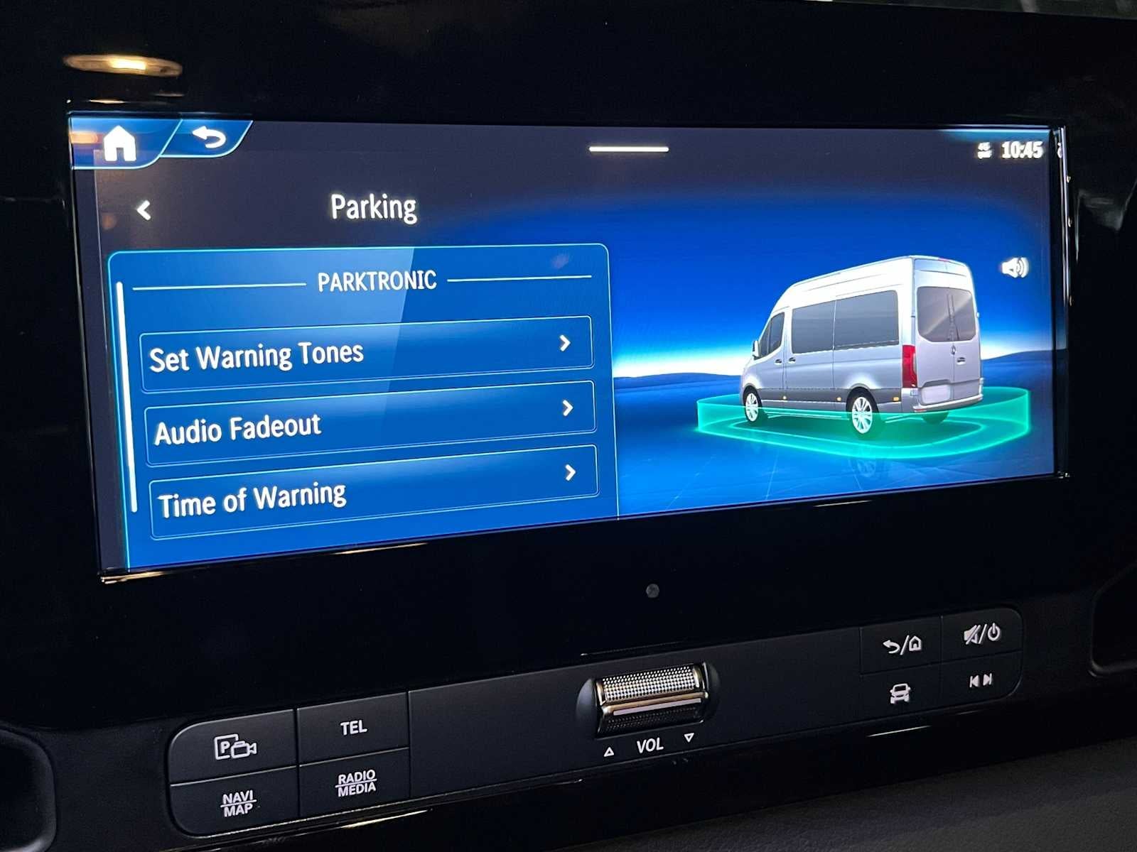 2026 Mercedes-Benz Sprinter Passenger 2500 Standard Roof I4 Diesel HO 144 AWD