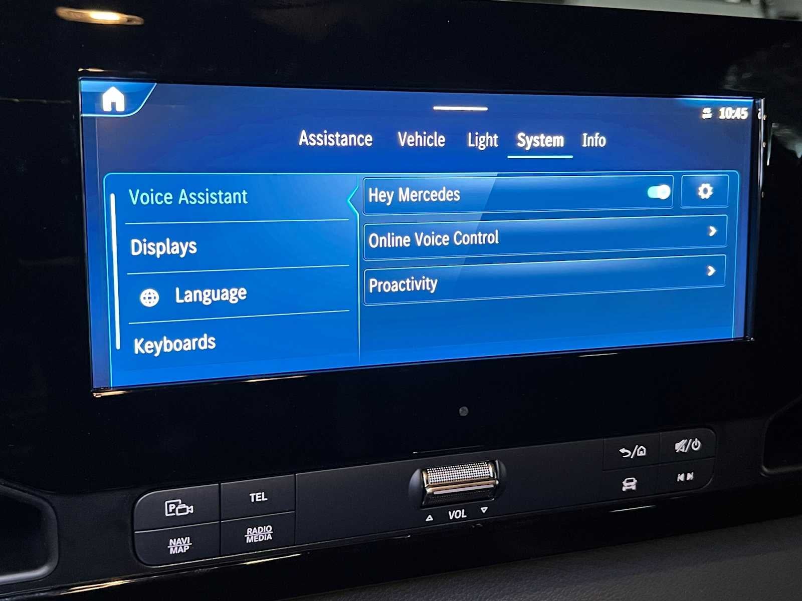 2026 Mercedes-Benz Sprinter Passenger 2500 Standard Roof I4 Diesel HO 144 AWD
