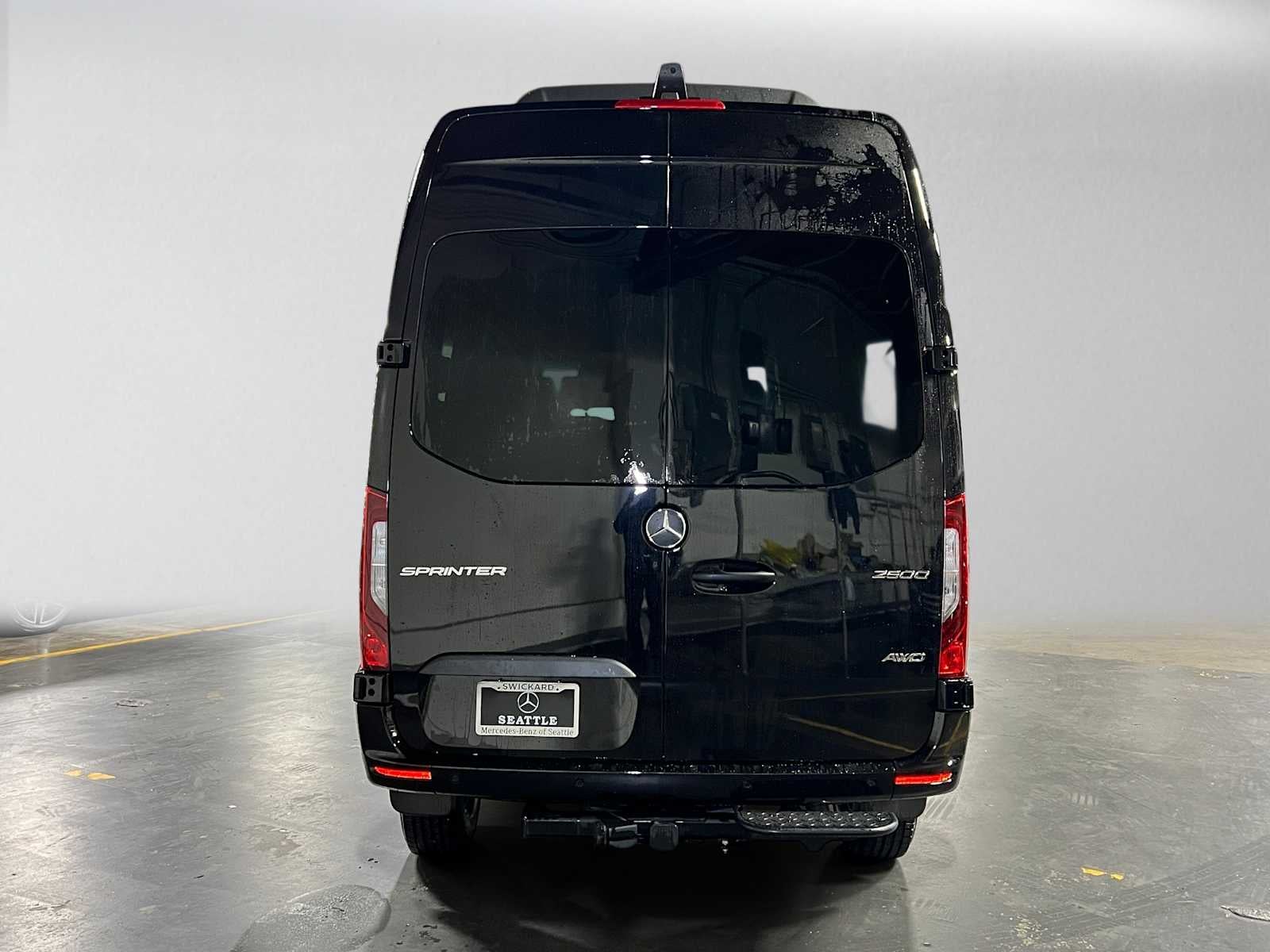 2026 Mercedes-Benz Sprinter Passenger 2500 Standard Roof I4 Diesel HO 144 AWD