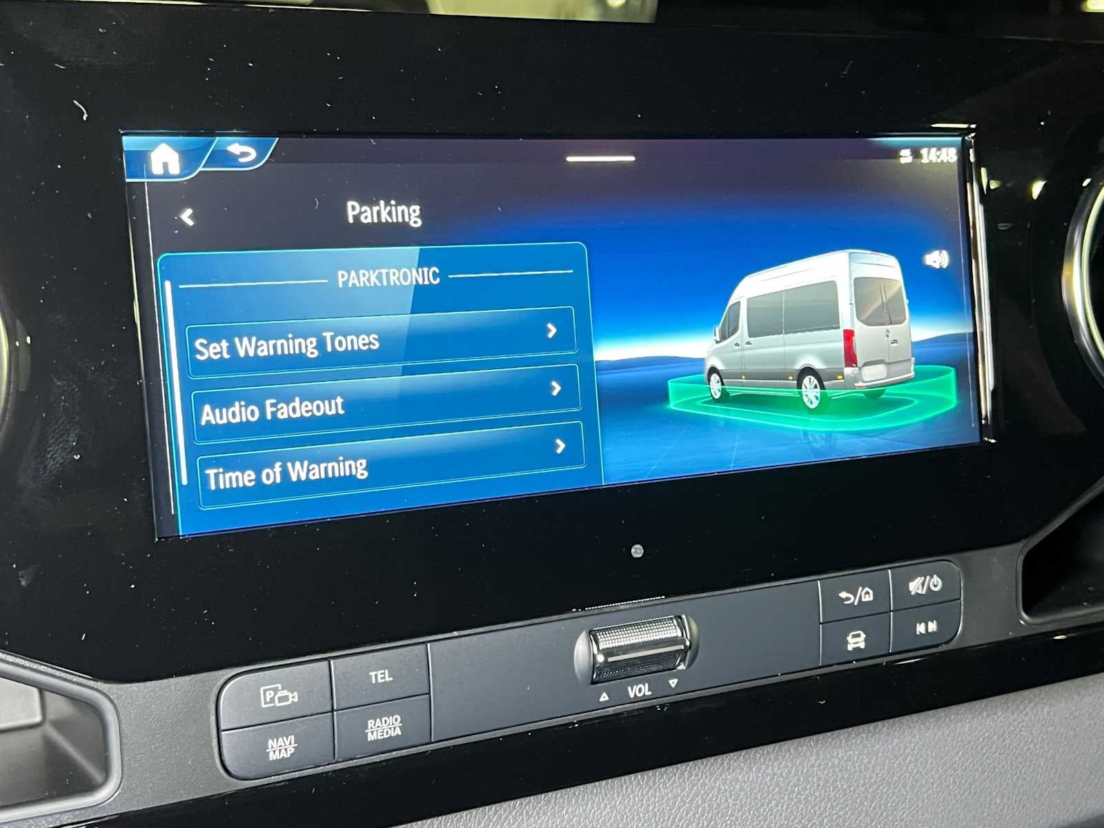 2026 Mercedes-Benz Sprinter Passenger 2500 Standard Roof I4 Diesel HO 144 AWD