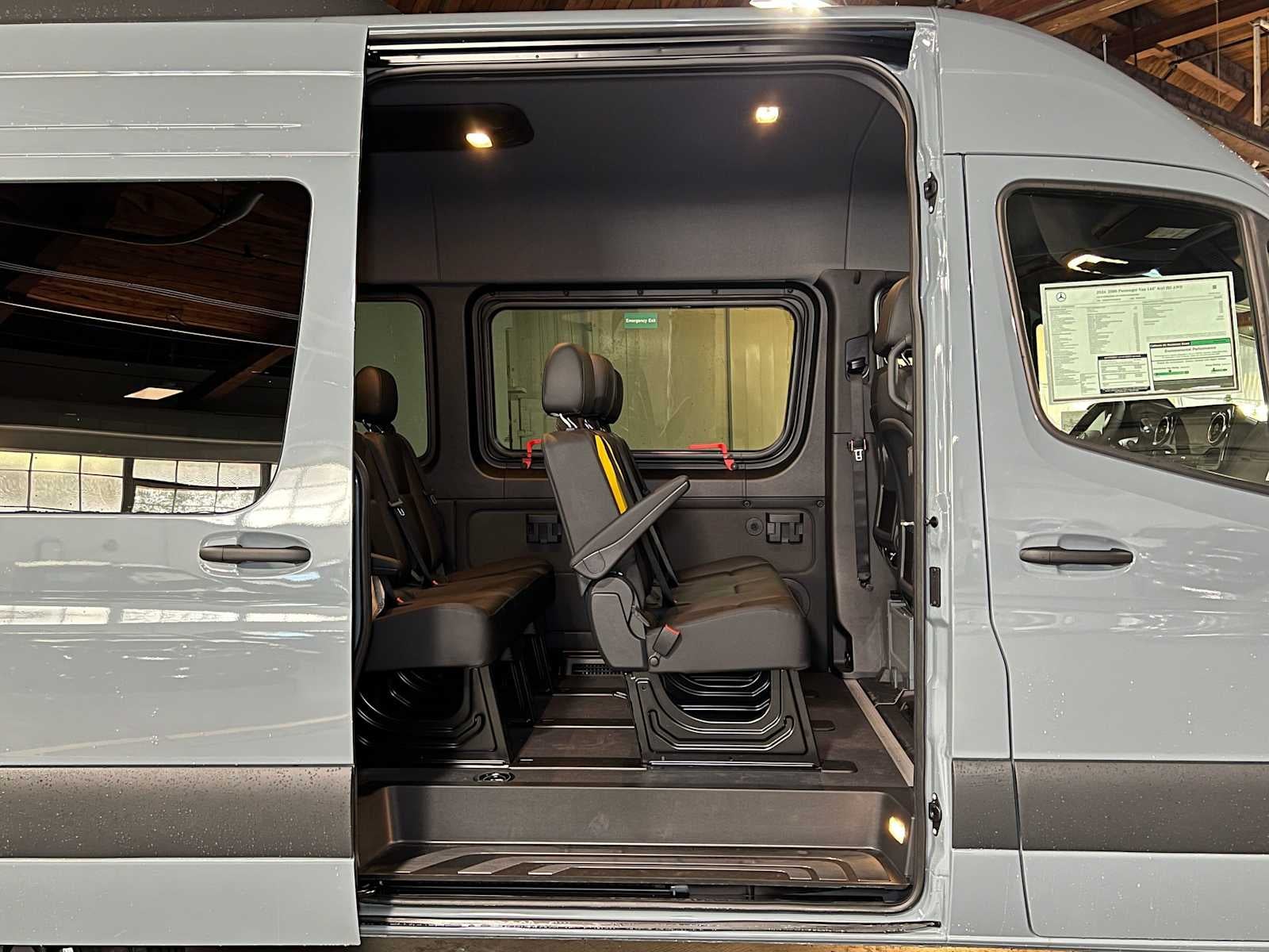 2026 Mercedes-Benz Sprinter Passenger 2500 Standard Roof I4 Diesel HO 144 AWD