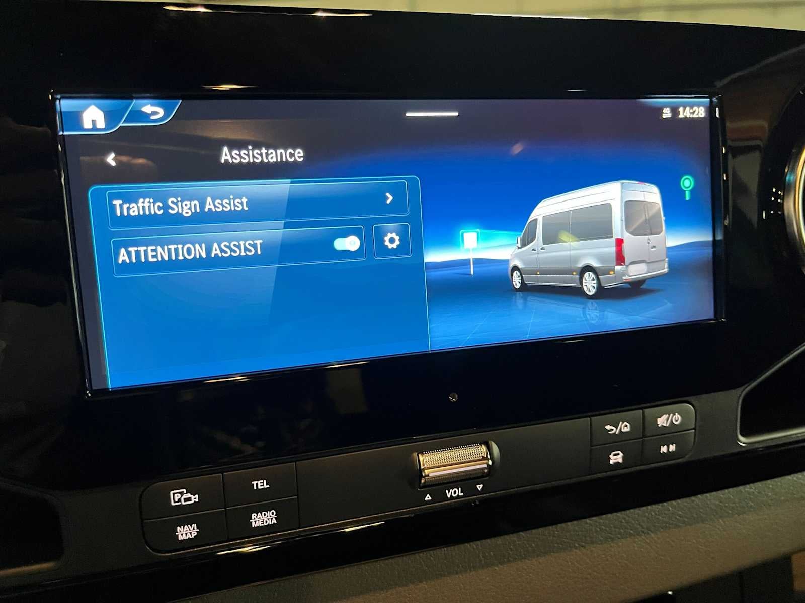 2026 Mercedes-Benz Sprinter Passenger 2500 Standard Roof I4 Diesel HO 144 AWD