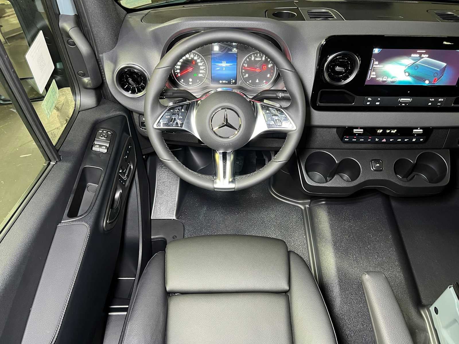 2026 Mercedes-Benz Sprinter Passenger 2500 Standard Roof I4 Diesel HO 144 AWD