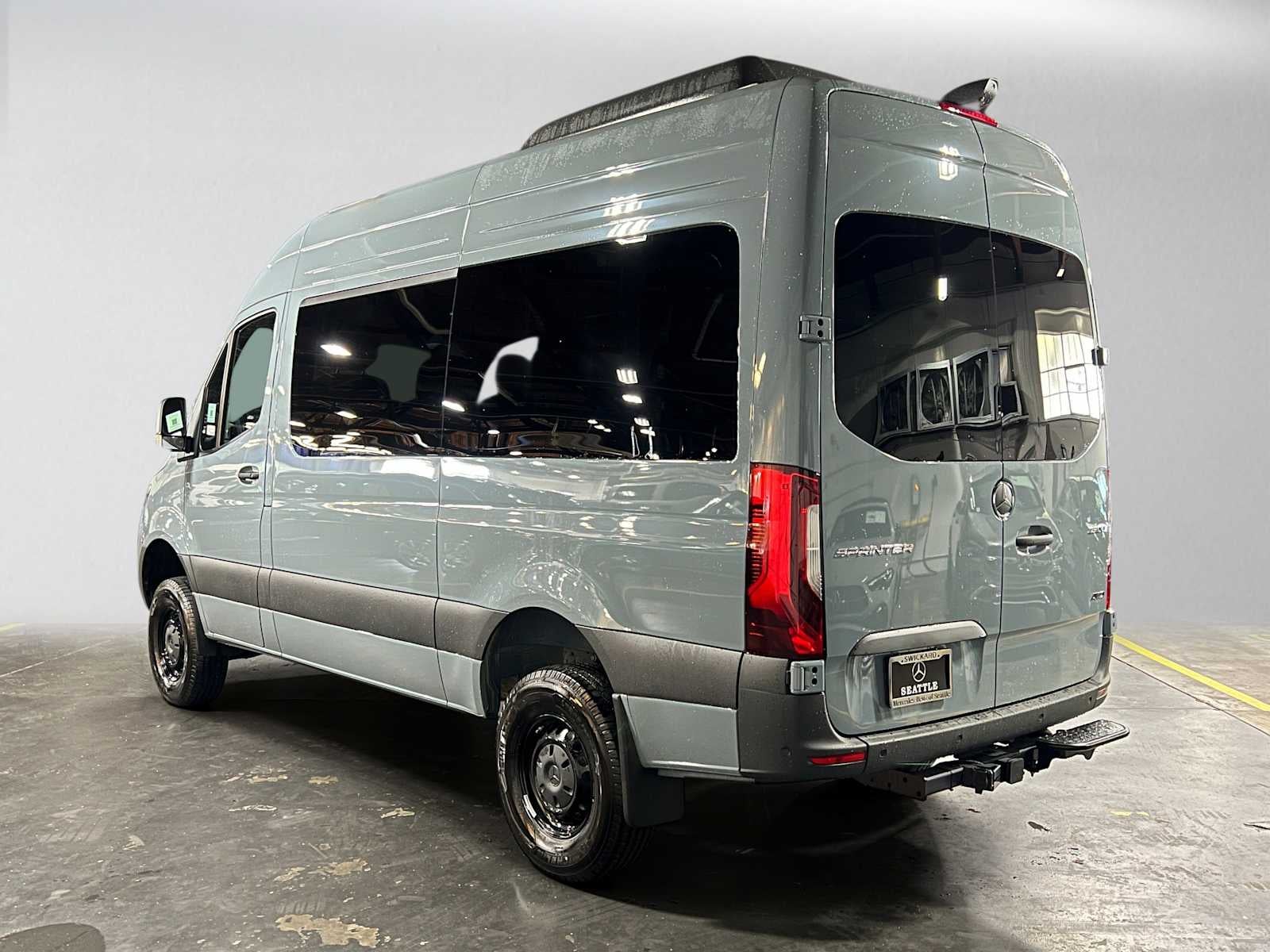2026 Mercedes-Benz Sprinter Passenger 2500 Standard Roof I4 Diesel HO 144 AWD