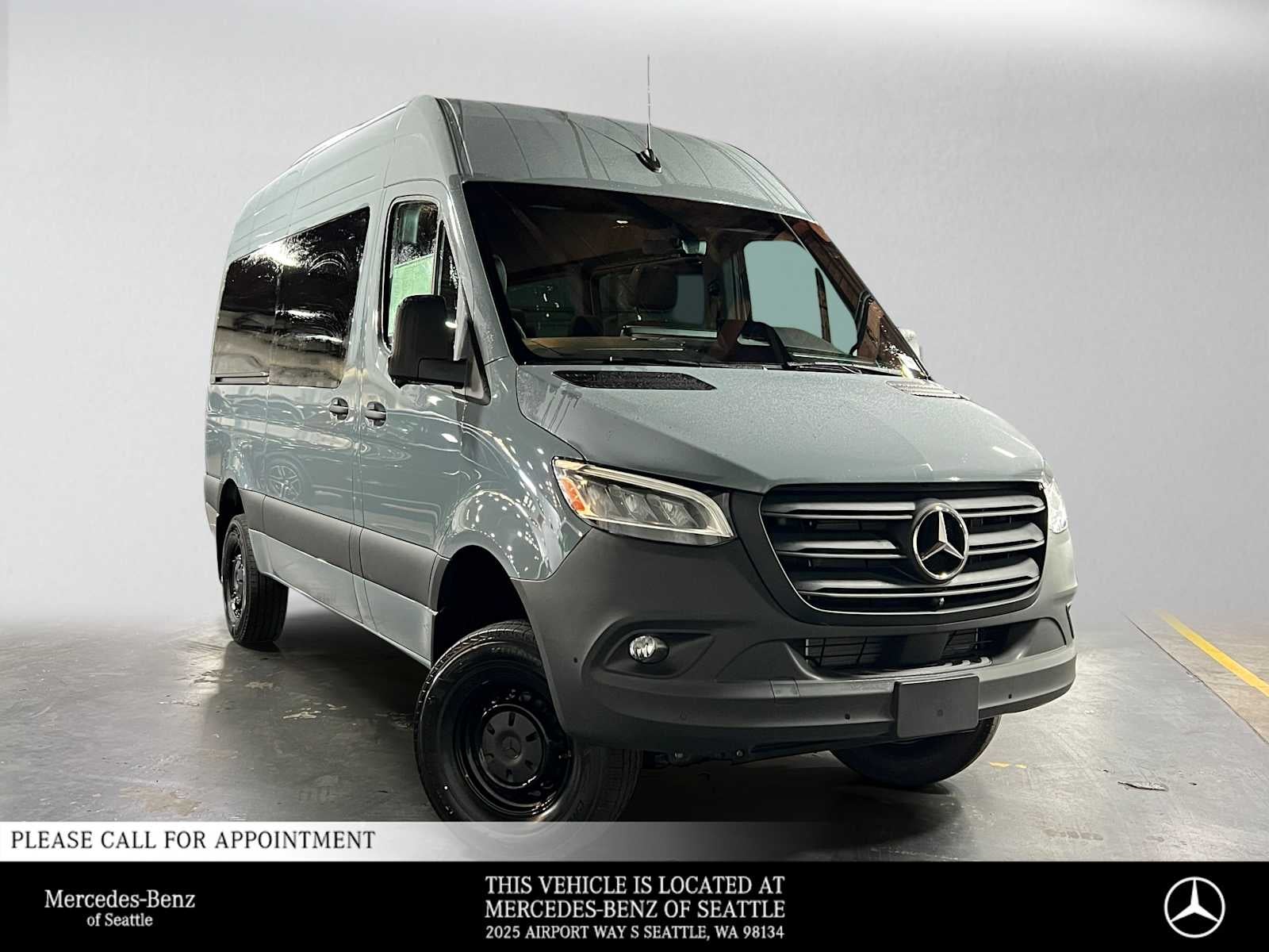 2026 Mercedes-Benz Sprinter Passenger 2500 Standard Roof I4 Diesel HO 144 AWD