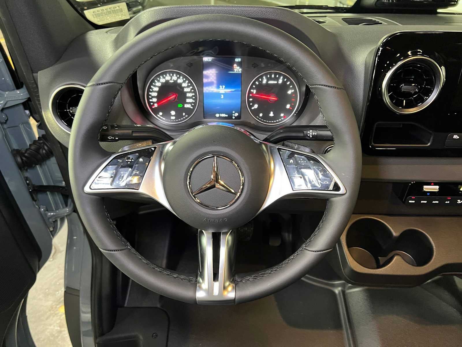 2026 Mercedes-Benz Sprinter Passenger 2500 Standard Roof I4 Diesel HO 144 AWD