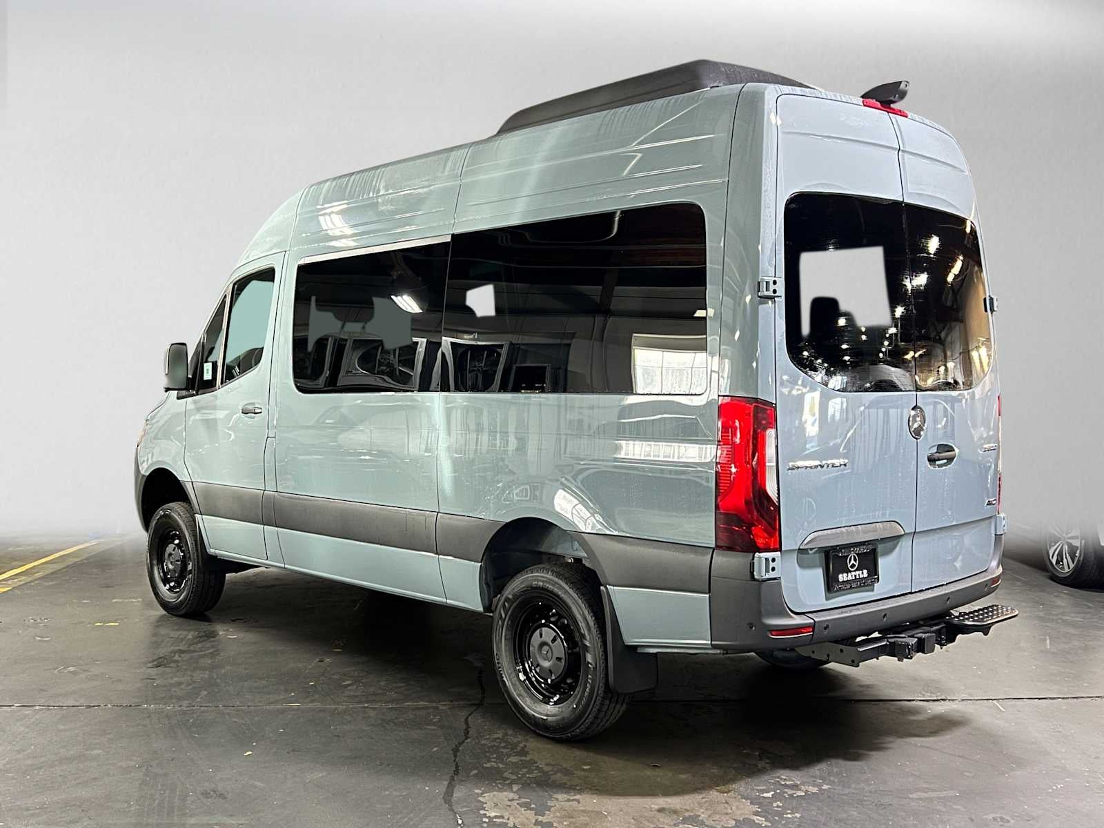 2026 Mercedes-Benz Sprinter Passenger 2500 Standard Roof I4 Diesel HO 144 AWD