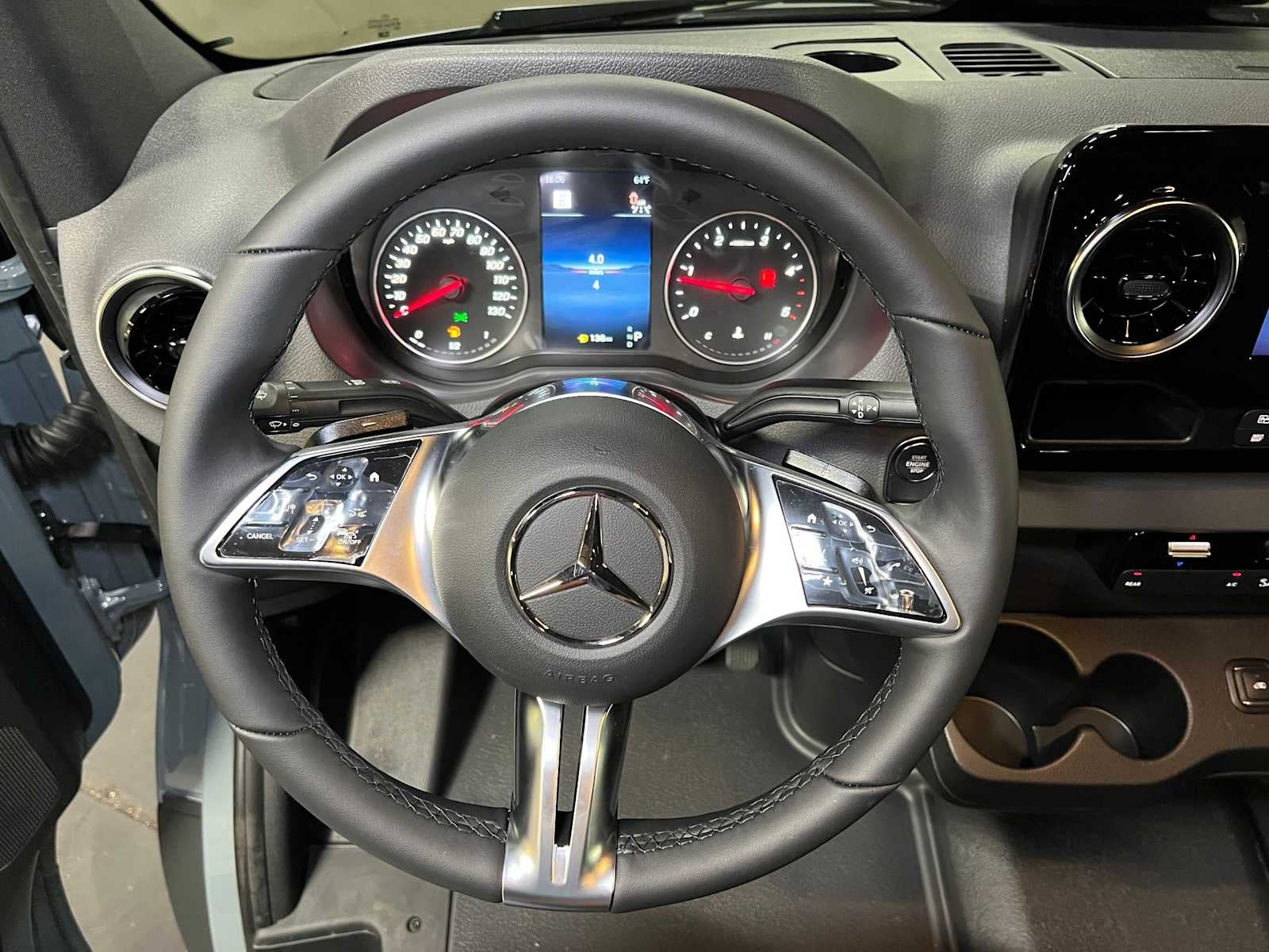 2026 Mercedes-Benz Sprinter Passenger 2500 Standard Roof I4 Diesel HO 144 AWD
